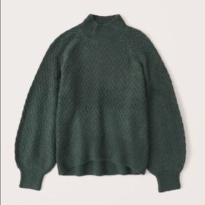 Abercrombie Cozy mock neck sweater dark green medium